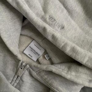 Aritzia Heather Cloud White Boxy Boyfriend Fit Hoodie